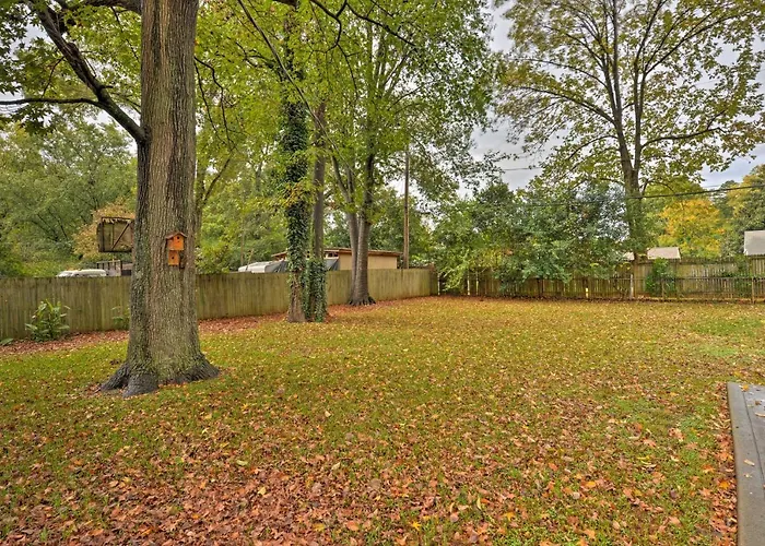 Charlotte Area Home With Patio - 6 Miles To Downtown
